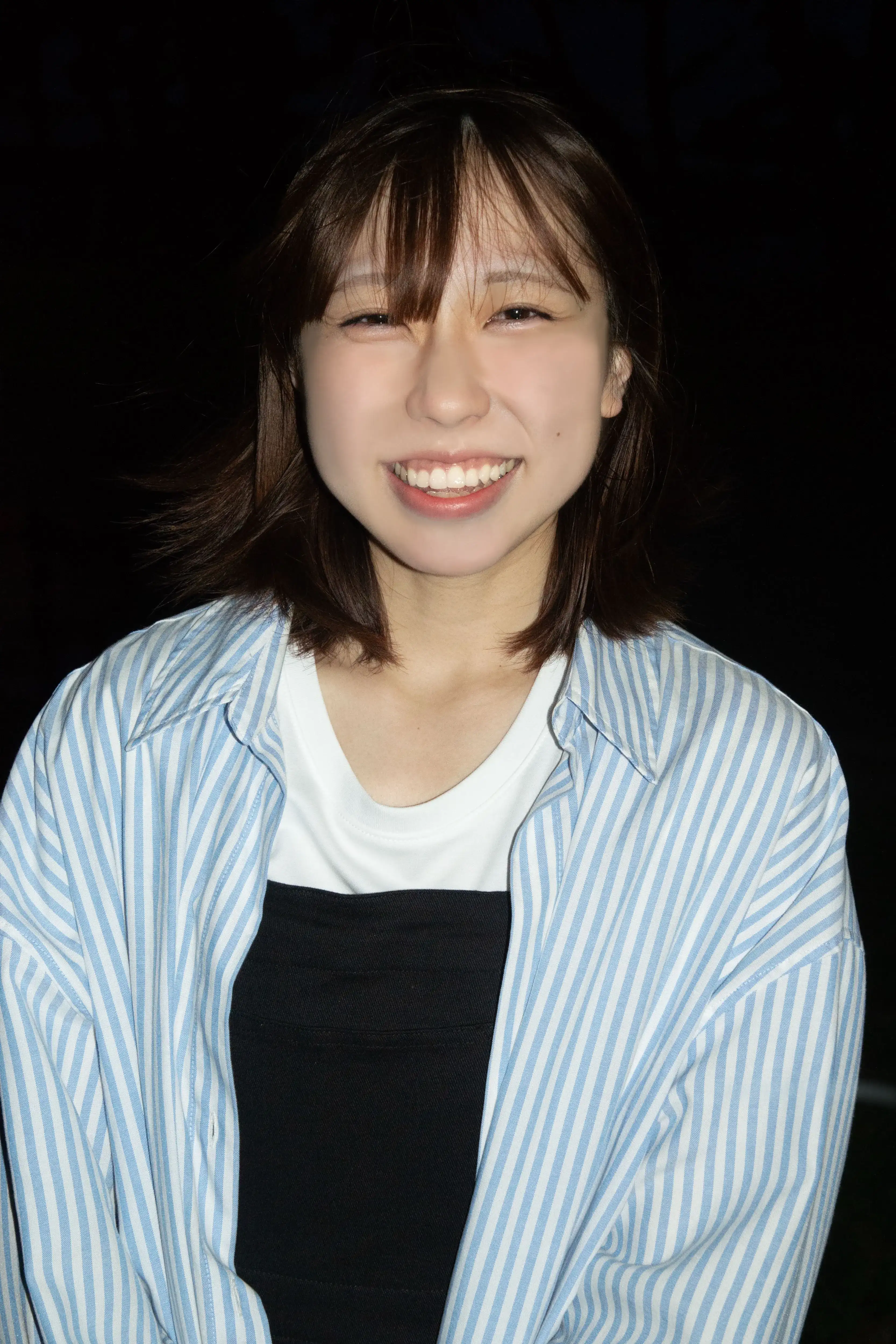 いわたあみえれなイメージ写真：楽